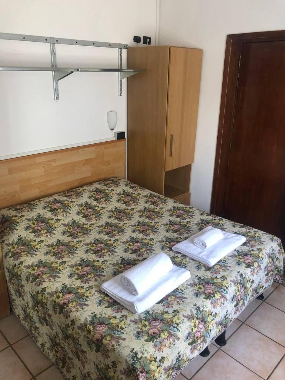 Be Me Hotel Helvetia Tabiano Terme Bagian luar foto