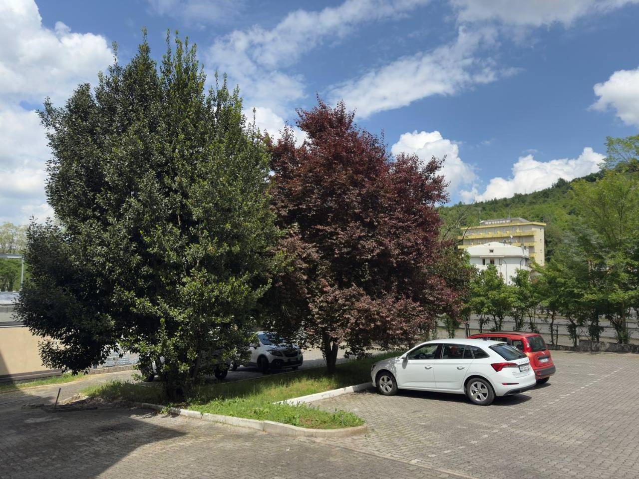 Be Me Hotel Helvetia Tabiano Terme Bagian luar foto